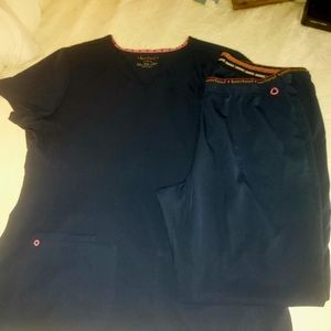 Heartsoul scrubs size XL navy blue